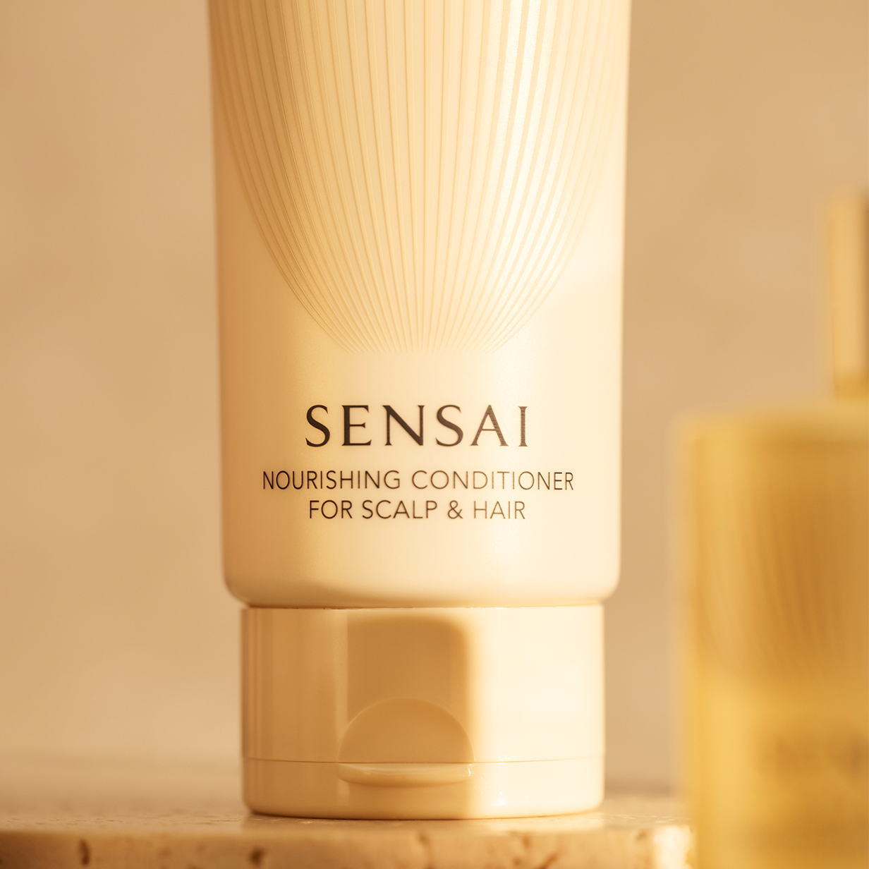 SENSAI NOURISHING CONDITIONER FOR SCALP & HAIR 230ml - immagine 3